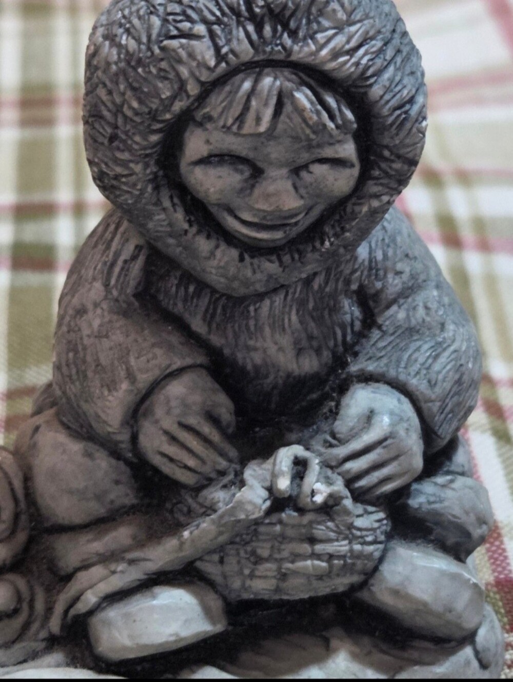 Original Eskimo Figurine Sculptures, Sculpted From Volcanic Ash From Mt St Helen